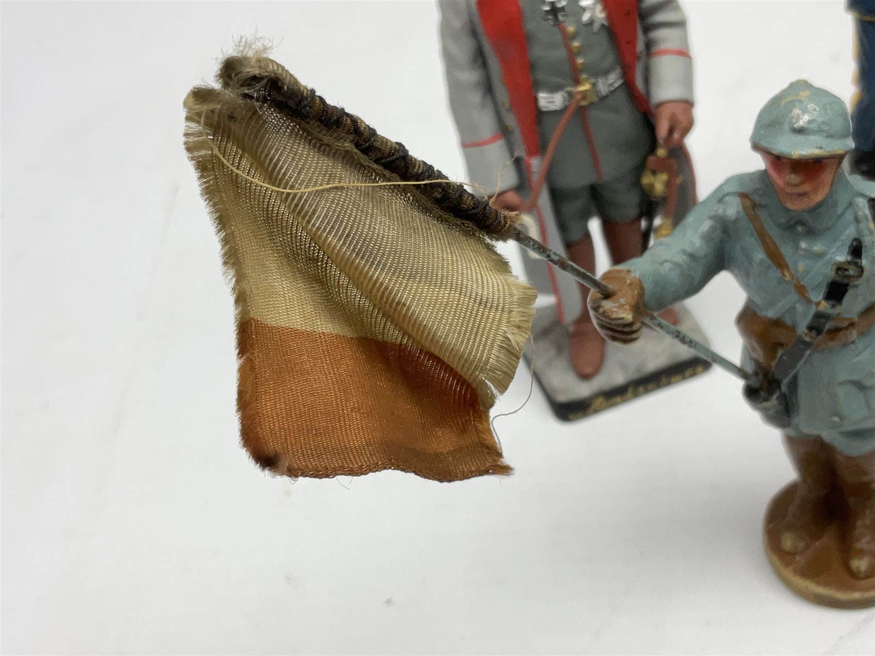 Ten various composition figures of French soldiers, possibly by Elastolin, H9cm; and eight lead figures of French soldiers; together with five modern metal figures of soldiers (23)