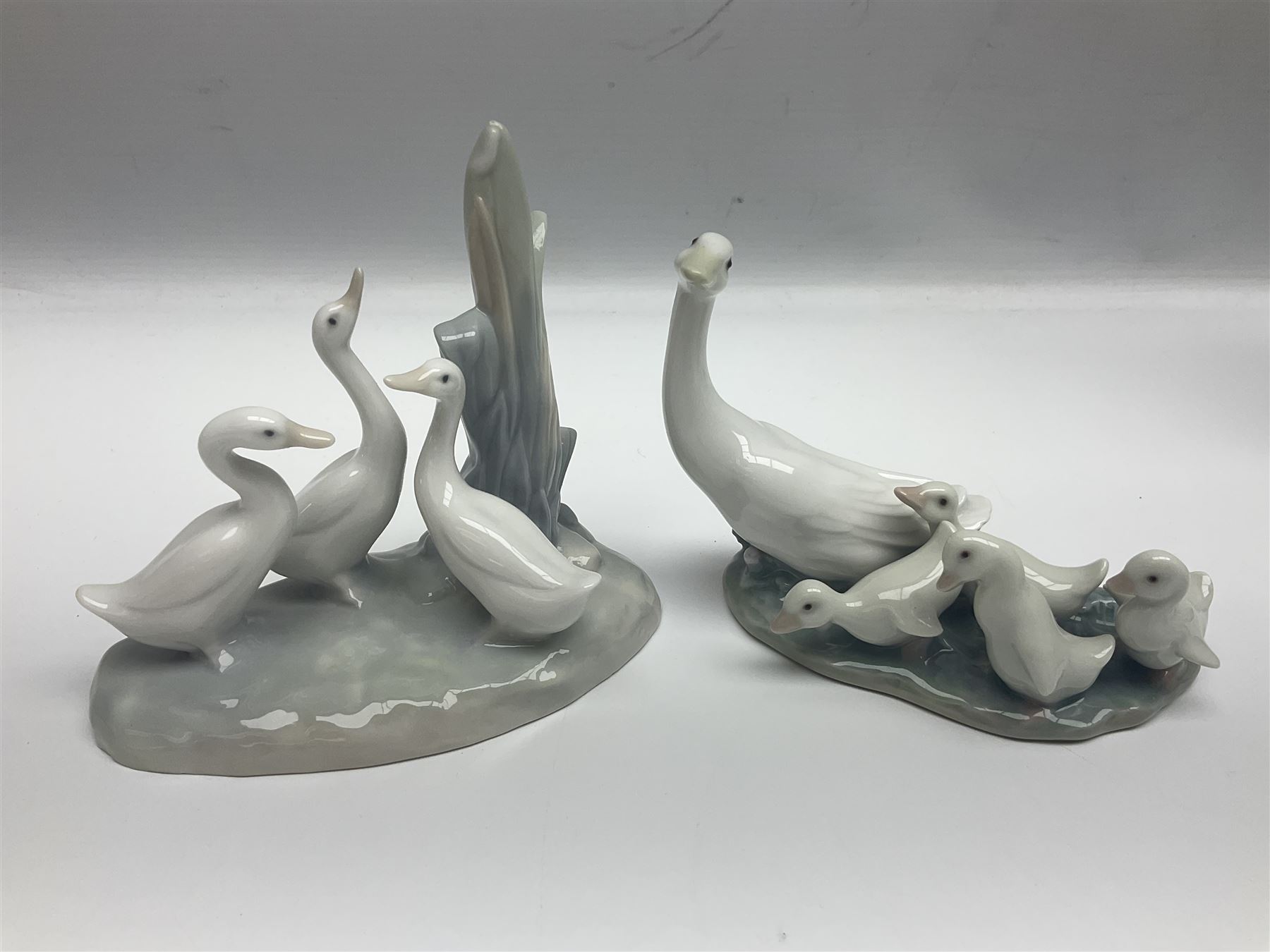 Lladro Turtle dove, together with six Lladro geese, and five other geese figures  