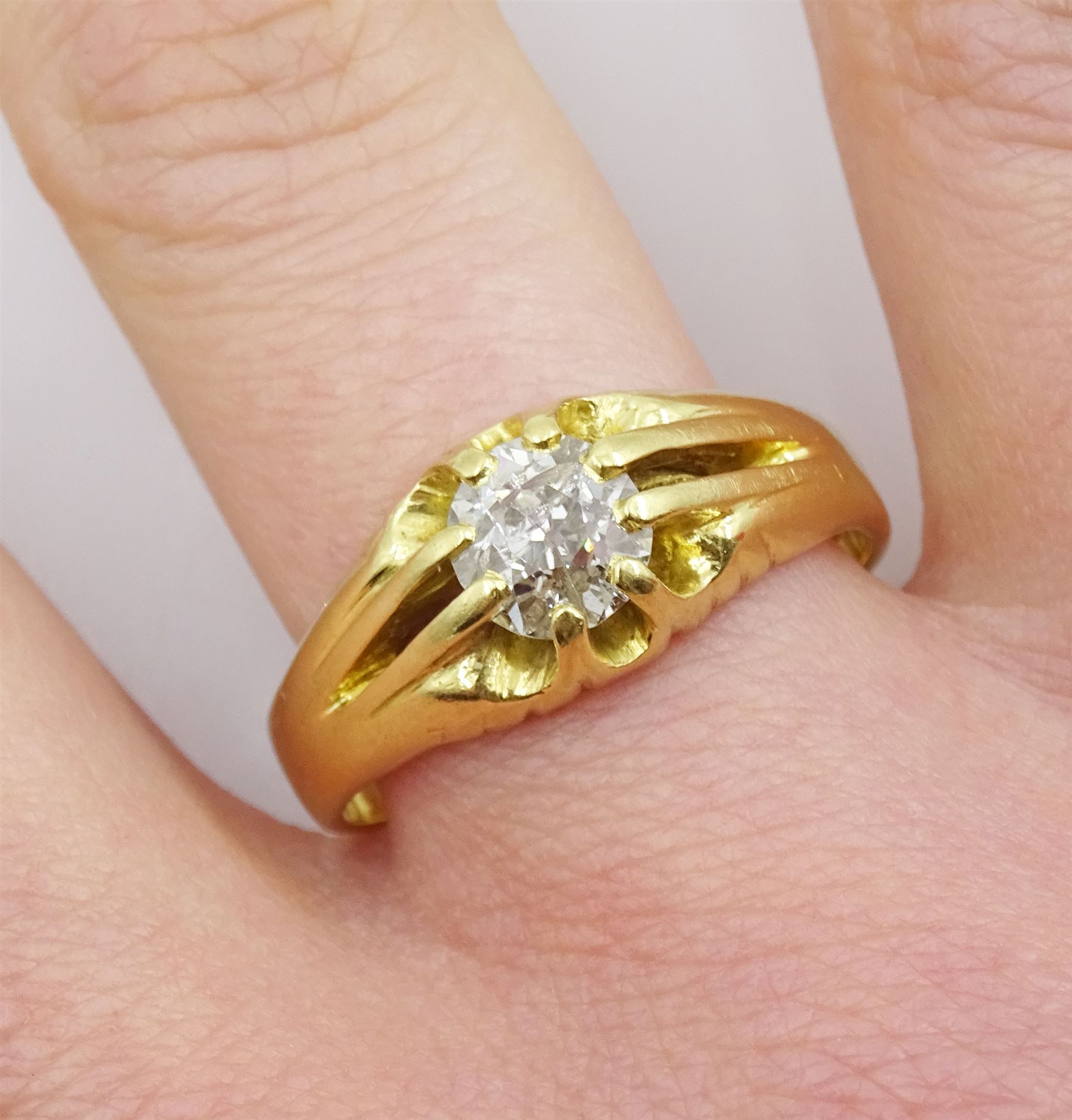 18ct gold single stone old cut diamond ring, Birmingham 1967, diamond weight approx 0.95 carat