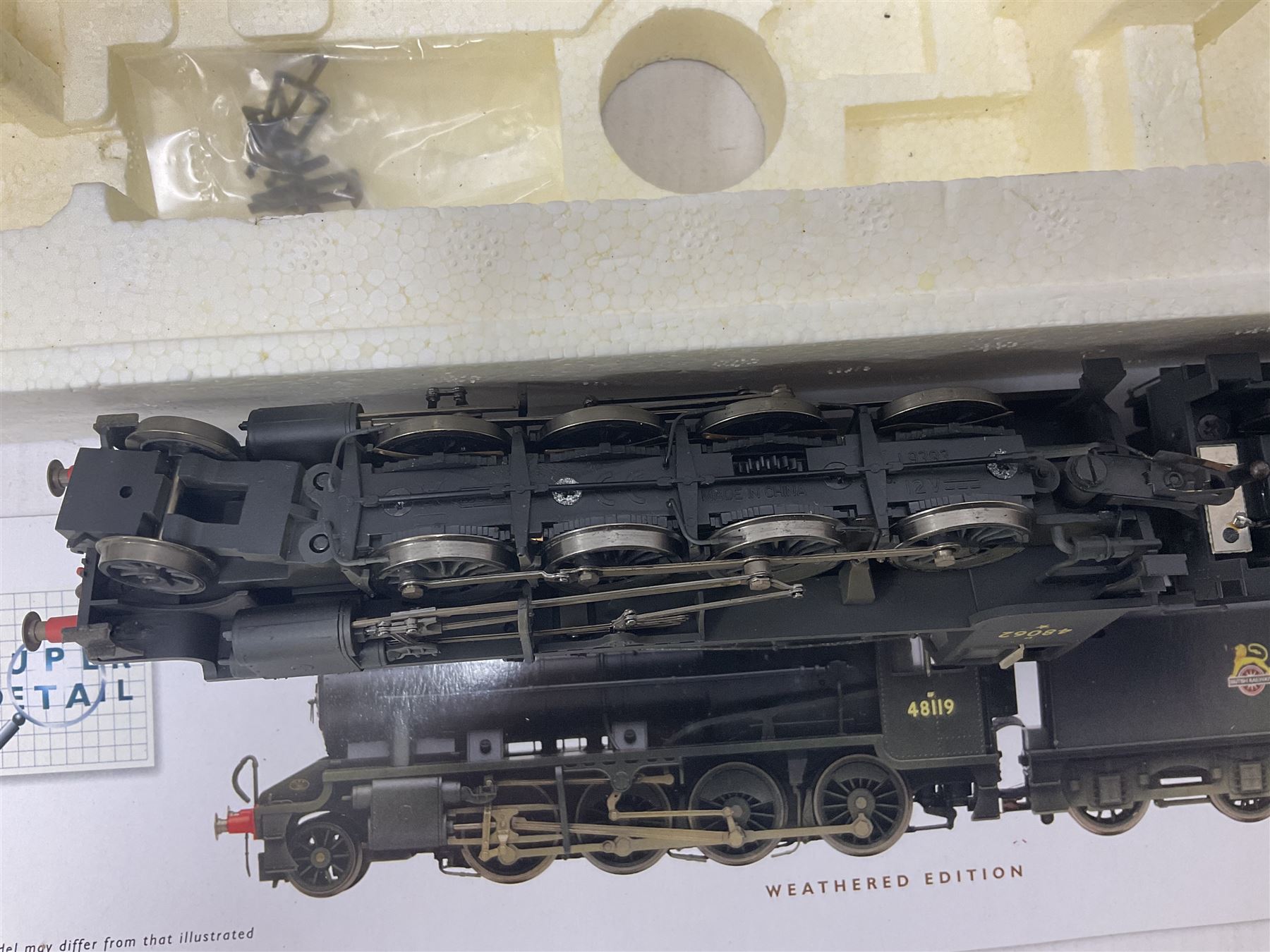 Hornby ‘00’ gauge - three ‘weathered’ locomotives comprising Class 8F 2-8-0 locomotive no.48062 in BR black; Class 9F 2-10-0 locomotive no.92151 in BR black; Class 5MT 4-6-0 locomotive no.44781 in BR black; in original boxes (3) 