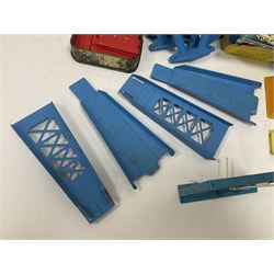 Matchbox Superfast track and accessories, both loose and boxed, to include SF-2 Loop Set, TA-4 Pacemaker Handbooster, TA-6 Catapult Pass, etc 