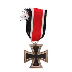 WWII German 1939 Iron Cross 2nd Class, with ribbon