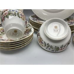 Paragon Country Lane pattern tea and dinner wares, including eight dinner plates, four side plates, four cups and saucers etc