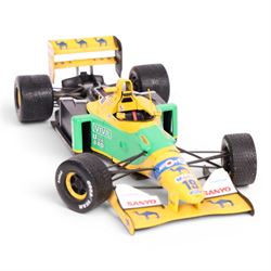 Paul's Model Art 1:18 Michael Schumacher Collection Benetton Ford B192 #19 car with Mobil decals, boxed