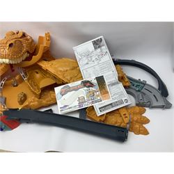 Hot Wheels ‘T-Rex’ 2005 no. 57439 set in original box and boxed Denys Fisher Spirograph