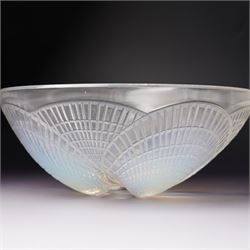 Lalique 'Coquilles' pattern opalescent glass bowl with moulded shells marked R Lalique France D21cm