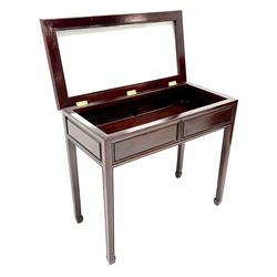Chinese rosewood bijouterie table, glazed hinge lid, square tapering supports 