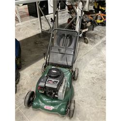 Briggs and Stratton 450. Series 148cc self propelled petrol lawnmower  - THIS LOT IS TO BE COLLECTED BY APPOINTMENT FROM DUGGLEBY STORAGE, GREAT HILL, EASTFIELD, SCARBOROUGH, YO11 3TX