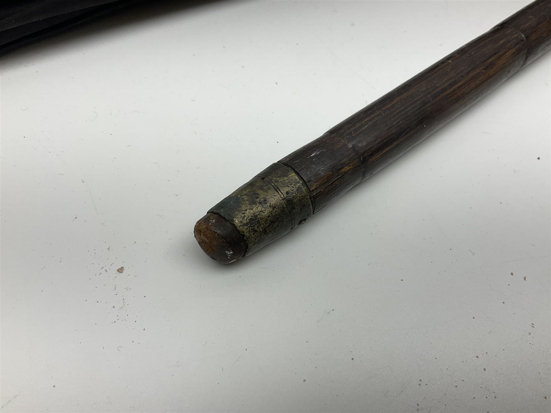 Early 20th century curved horn handle walking stick with hallmarked silver mounts, engraved L Russell 1918, together with a shooting stick by William Mills Birmingham, with leather handle, 'The Featherwaite' shooting stick and an umbrella with wooden handle