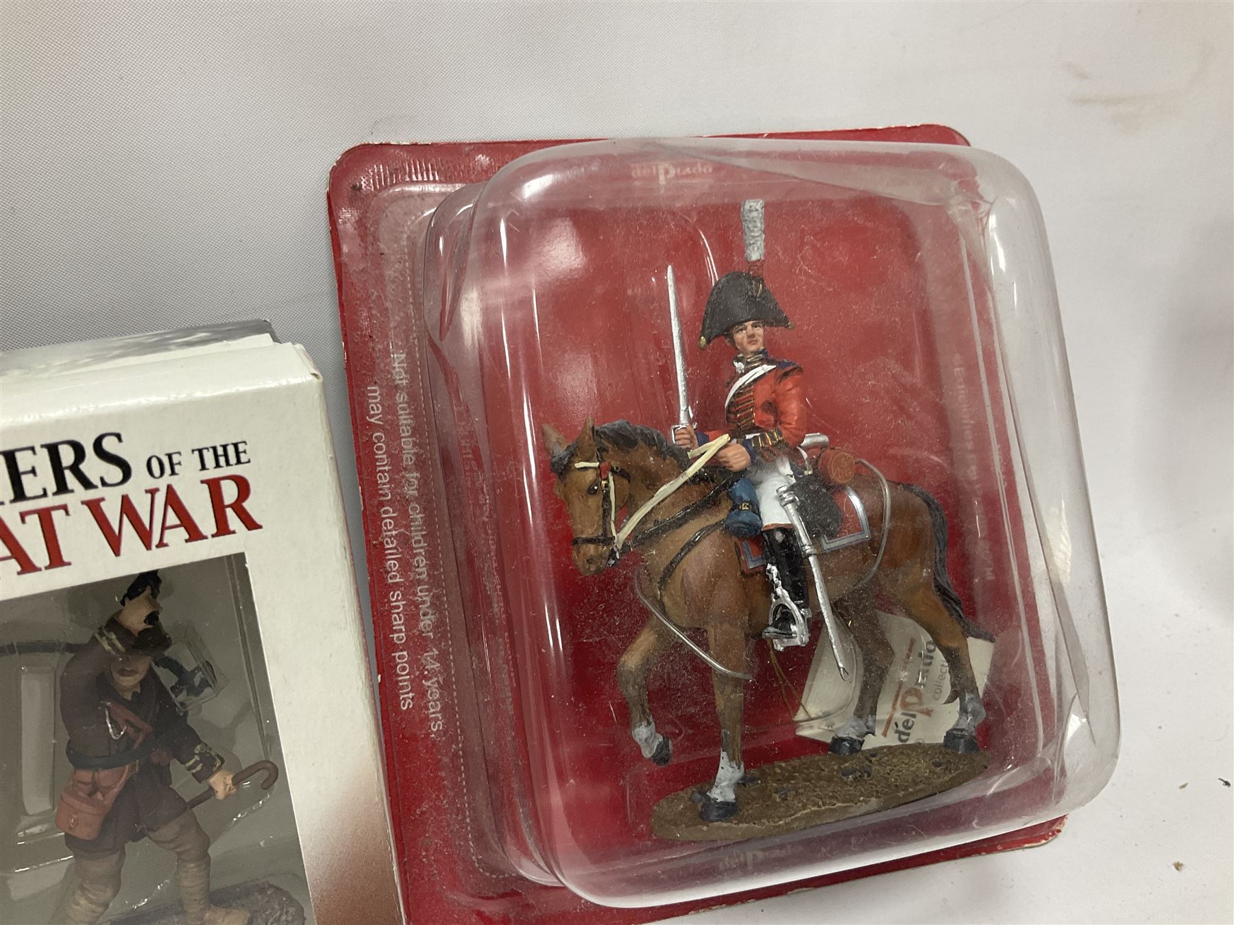 Thirty-four Del Prado metal soldiers from periodical issues for WW2, Napoleonic War etc; all in unopened blister packs; and seven similar DeAgostini boxed soldier figures (41)