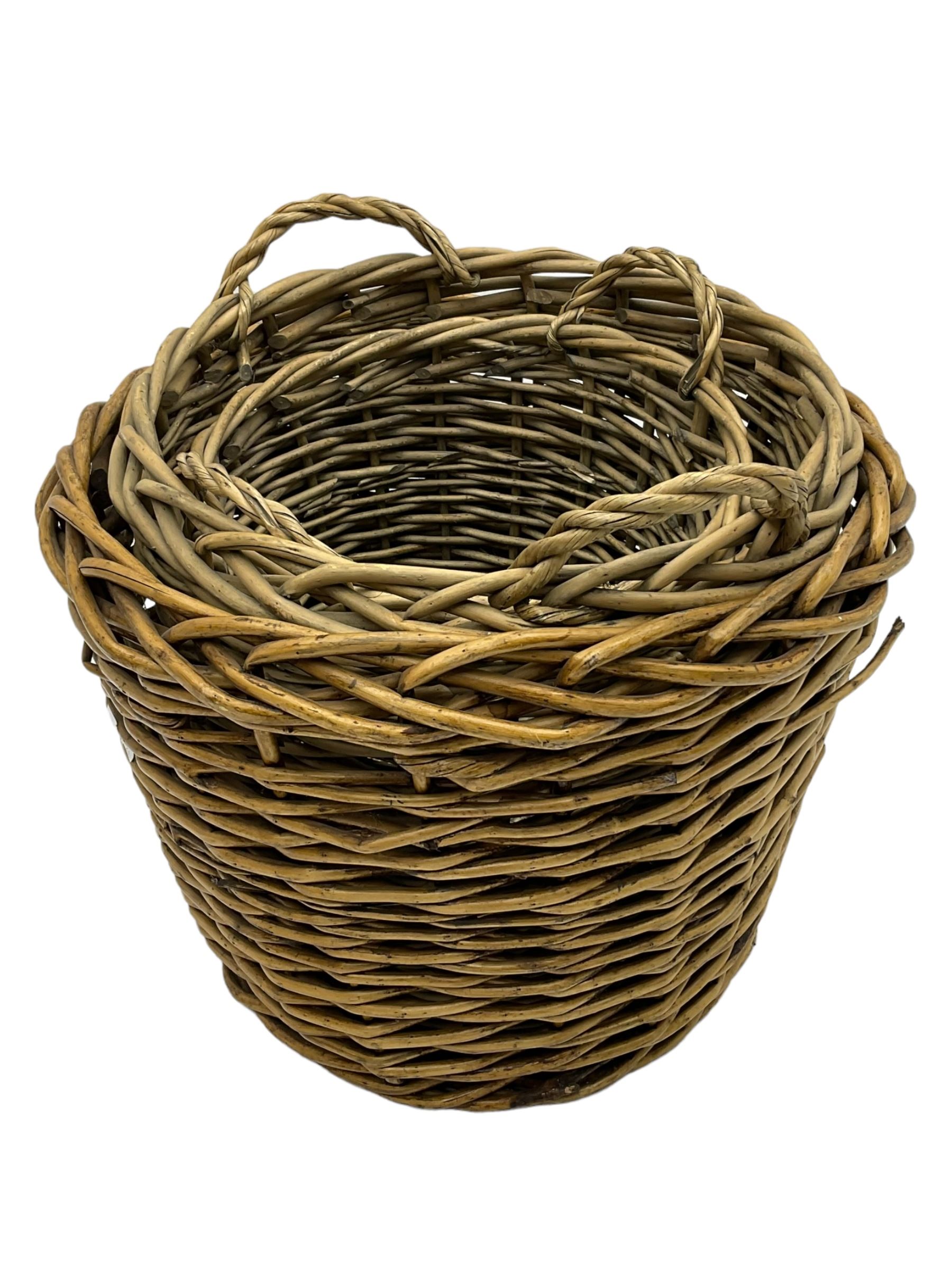 Three graduating wicker baskets (the largest - D55cm, H40cm)