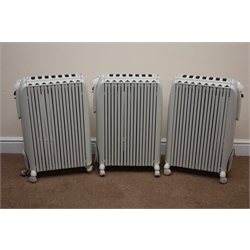  Three Delonghi Dragon 3 TRD0820 oil filled radiators fitted with continental plugs (3)  