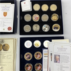 Modern commemorative coins including various Westminster 'Diamond Jubilee' fifty pence coins, three 2011 Bailiwick of Guernsey '40th Anniversary of decimalisation' five pound coins, Bailiwick of Guernsey 2011 commemorative poppy shape five pound coin etc