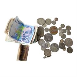 Approximately 166 grams of Great British pre-1947 silver coins, together with USA 1924 sil...