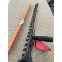 Husqvarna 325HS75 petrol hedge trimmer - THIS LOT IS TO BE COLLECTED BY APPOINTMENT FROM DUGGLEBY STORAGE, GREAT HILL, EASTFIELD, SCARBOROUGH, YO11 3TX