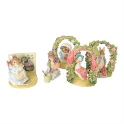 Nineteen Border Fine Arts 'The World of Beatrix Potter' figures, including musical Jemima Puddleduck, Tabitha Twitchet Brushing Kittens and Peter Rabbit in the Garden, all boxed