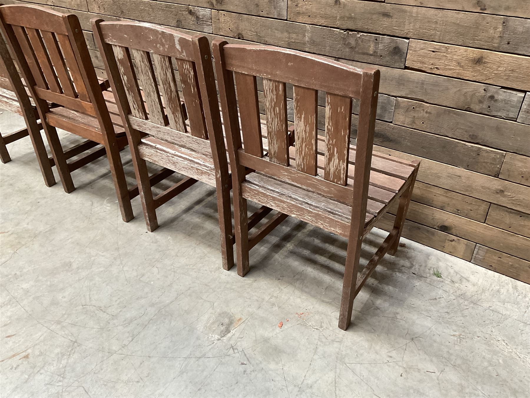 Set of 4 wooden garden chairs