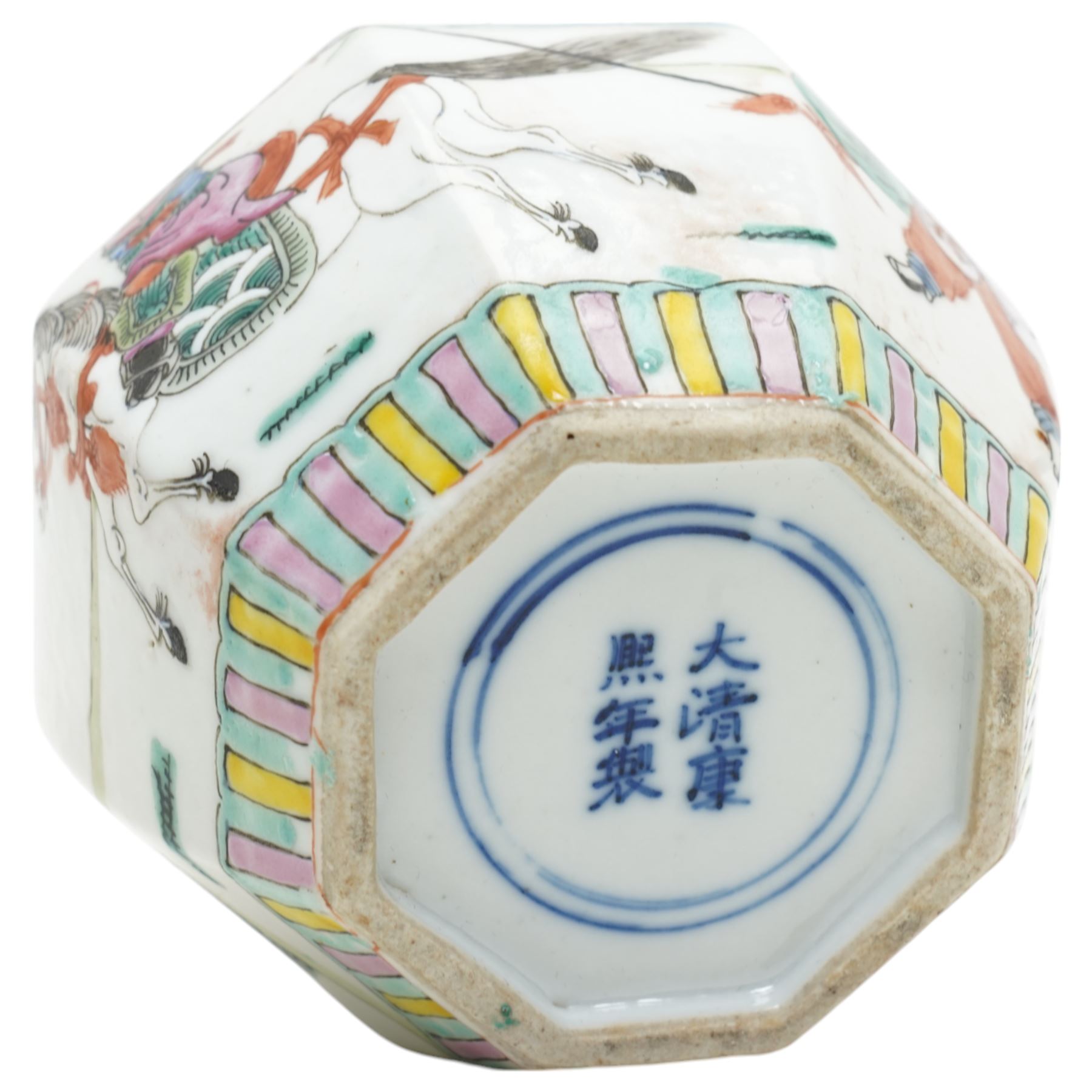 Chinese famille rose octagonal ginger jar, decorated with two warriors on horseback in a Chinese landscape, six character mark to base, possibly Kangxi, with non-matching cover, H12cm; together with a famille rose dish with similar warrior decoration, unmarked, W29cm