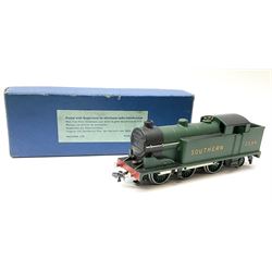 Hornby Dublo - three-rail Class N2 0-6-2 Tank locomotive, Southern Railway in malachite green No.2594, in medium blue box with SR sticker