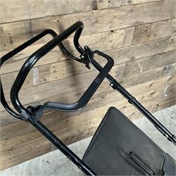 Hayter Motif 48 lawn mower 