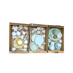 Set of four Royal Albert Old Country Roses tea cups, together with Paragon dinner service, etc, in three boxes 