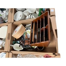 Beswick Labrador and donkey together with Royal Evesham ceramics and other decorative ornaments, in six boxes 