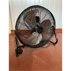 Electric air circulator floor fan - THIS LOT IS TO BE COLLECTED BY APPOINTMENT FROM DUGGLEBY STORAGE, GREAT HILL, EASTFIELD, SCARBOROUGH, YO11 3TX