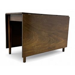 20th century drop-leaf dining table in figured mahogany, rectangular form with twin leaves...