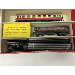 Trix Twin - electric three-rail train set with LMS 0-4-0 tender locomotive No.6138, four LMS coaches, cream/red restaurant car track and accessories; boxed