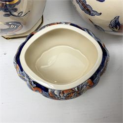 Masons Ironstone Cathay pattern ceramics, including vases, jugs, trinket boxes and trinket dishes, many in original boxes