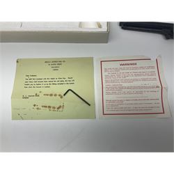 Modern Replica Models Japan non-firing copy of an 1851 Navy percussion cap revolver, .36 cal, boxed with paperwork, L31cm - Disposed 25.06.25 - Notified 24.07.25