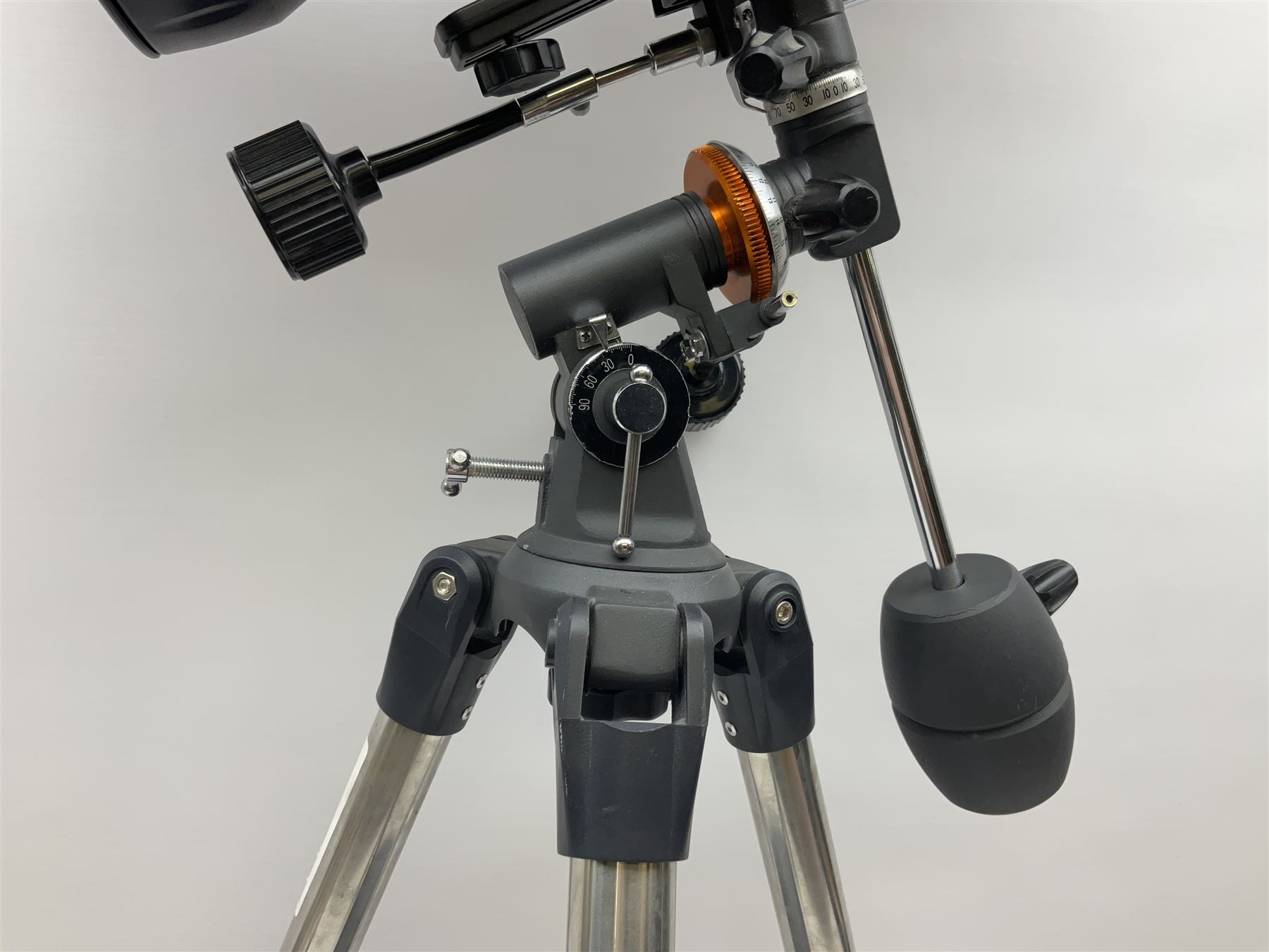 Celestron Astromaster 114 telescope and tripod stand, F=1,000mm, D=114