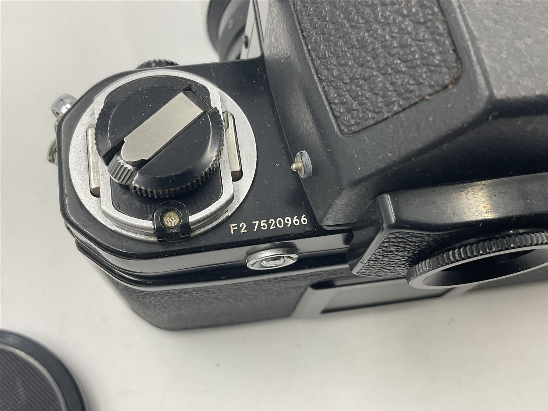 Nikon F2S photomic camera body, serial no. 7520966, with 'Nikon NIKKOR-H Auto 1:1.8 f=85mm' lens, serial no. 284221