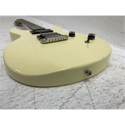 SG Junior Music Drive C19905 electric guitar serial no.911120 L99cm