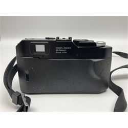 Voigtlander Bessa-R rangefinder camera body, serial no. 00118622, with 'Voigtlander Nokton F 1.5 50mm' lens, serial no. 9960078 and 'Voigtlander Ultron 35mm F 1.7' lens, serial no.9050024 