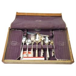 Canteen of Oneida Community Plate cutlery