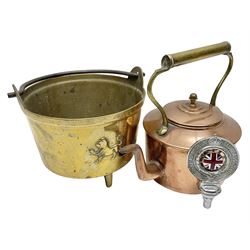 Brass coal bucket, embossed with lion to front and 1529 verso, together with an Royal Automobile Club Associate car badge and a copper kettle, bucket H 18.5cm