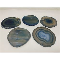 Five blue agate slices, polished with rough edges, H9cm, L7cm