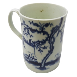  First Period Worcester blue and white cider tankard decorated in the 'Walk in the Garden' pattern with crescent mark to base, H12.5cm   