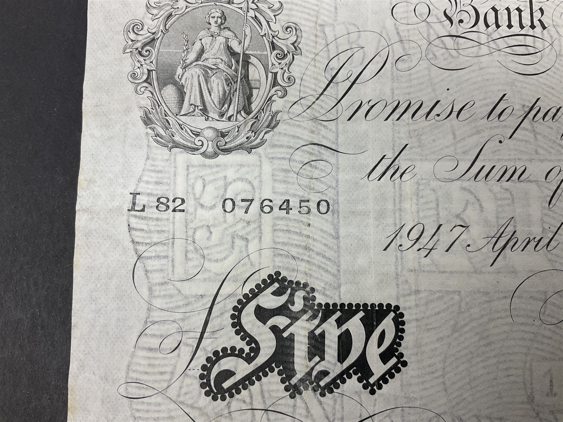 Bank of England Peppiatt white five pound banknote, April 3rd 1947 ‘L82 076450’