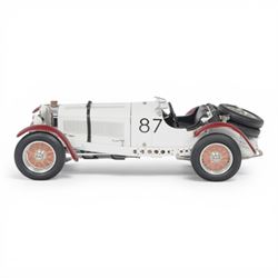 Limited edition CMC 1:18 scale diecast model car no.M055 Mercedes Benz SSKL Sieger bei der...