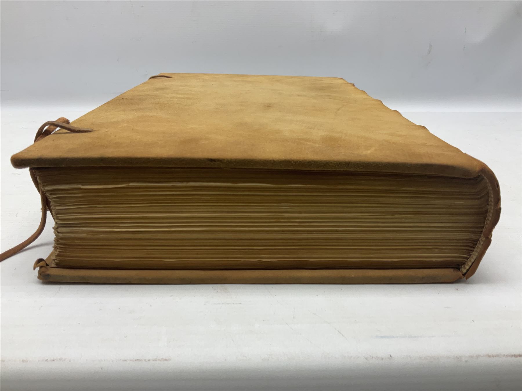 Shakespeare (William), Shakespeares Comedies, Histories, & Tragedies, 364/1000 signed by Sidney Lee, original ful reversed calf and ties, folio, Oxford, Clarendon Press, 1902