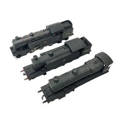 ‘00’ gauge - three kit built steam locomotives comprising Class O4 2-8-0 no.63692 finished in BR black; Class L1 2-6-4T no.67725 finished in BR black; Class T1 4-8-0T no.69922 in BR black (3) 
