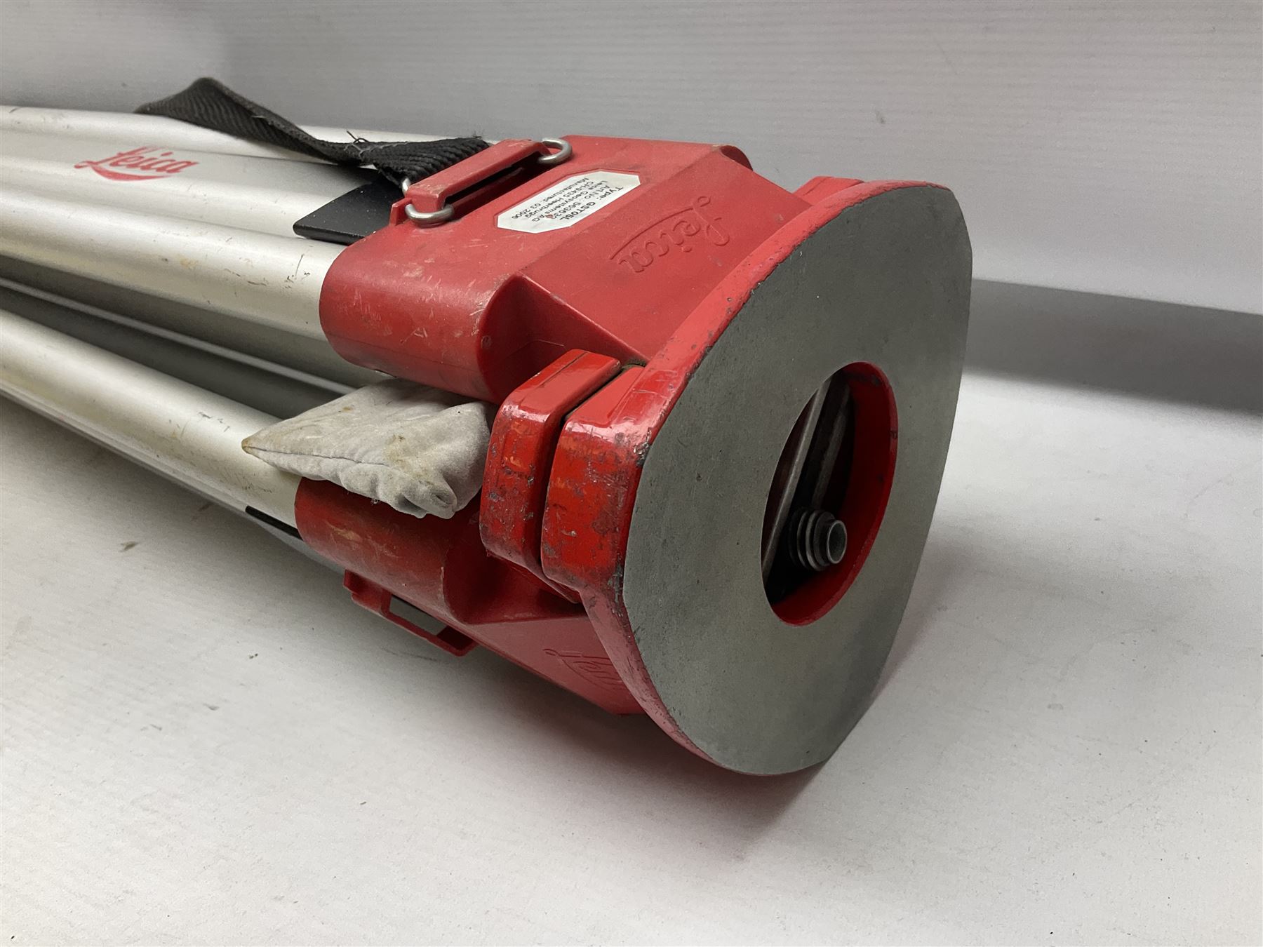 Topcon land surveying equipment - GTS 226 Electronic Total Station, serial no.UN4962; in carrying case with charger and spare battery; together with Leica tripod (2)