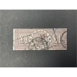 Great Britain Queen Victoria one pound brown-lilac stamp, used, previously mounted
