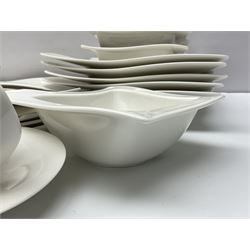 Villeroy & Boch New Wave pattern dinner and tea service for five people, comprising square dinner plates, rectangular dinner plates, pasta bowls, cereal bowls, coffee cups and saucers, side plates and dessert plates, all with printed mark beneath