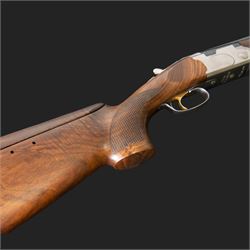 Beretta 686 Onyx Sporting, 12 bore, single trigger, boxlock ejector, over and under shotgun, with 76cm (30