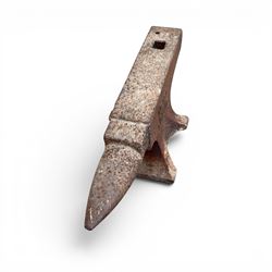 Brooks England - 1 1/2 CWT cast iron anvil
