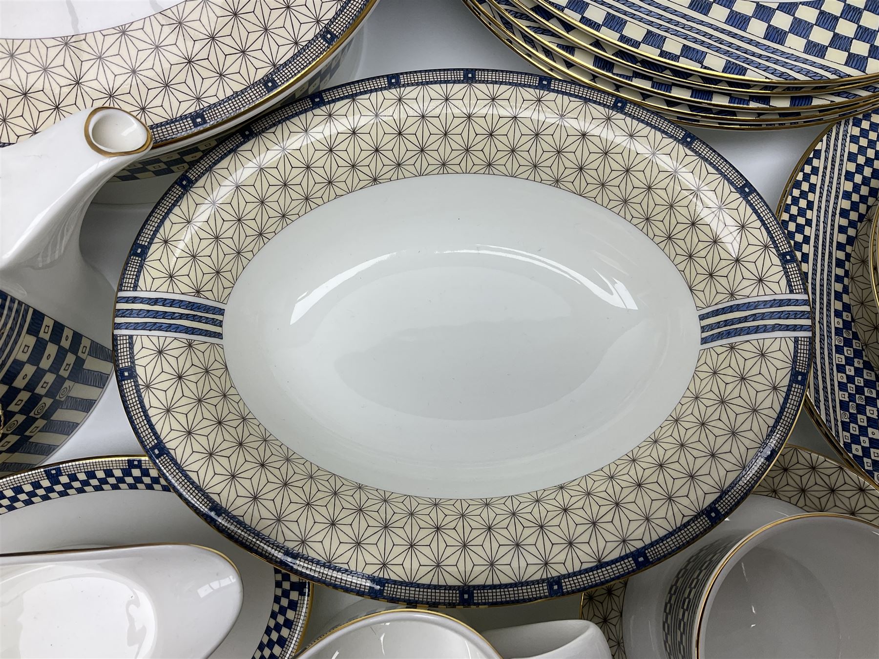 Wedgewood Samurai pattern, part tea and dinner service, to include teapot, open sucrier, milk jug, six cups and saucers, six dinner plates, six soup bowls, covered twin handled service dish, sauce boat and saucer etc (46)  