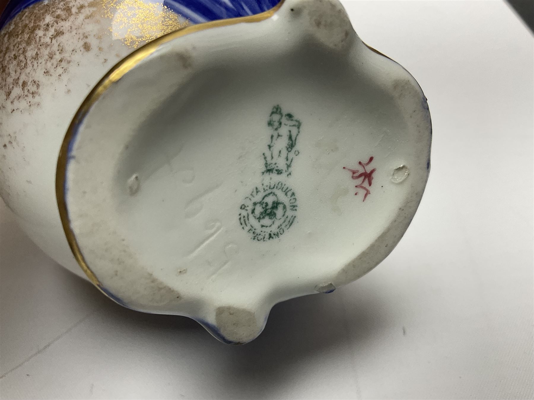 Small Royal Doulton vase, Colclough tea wares and other ceramics and collectables, in two boxes 